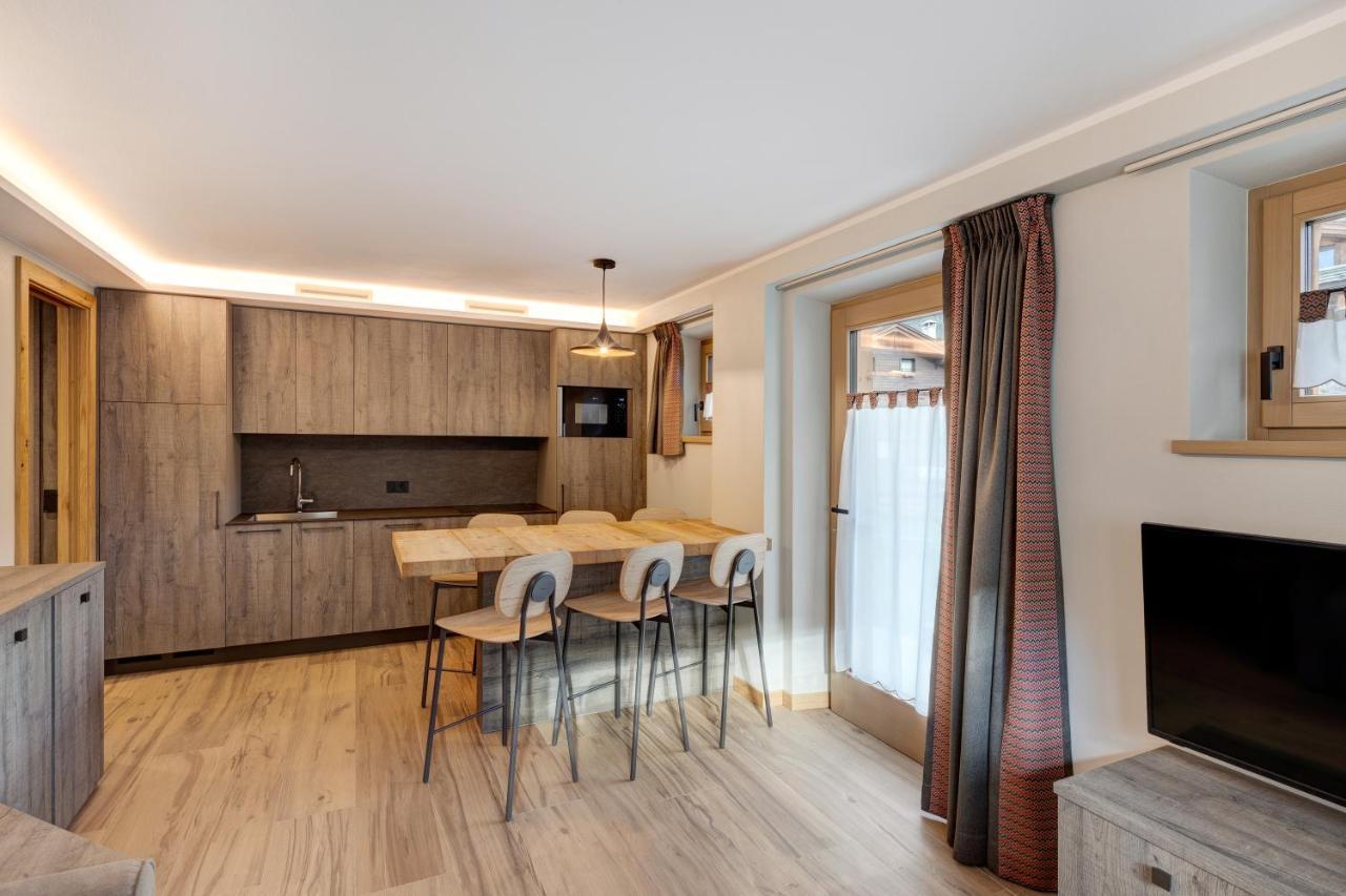 Snow Mountain Planet Suite House Livigno Bagian luar foto