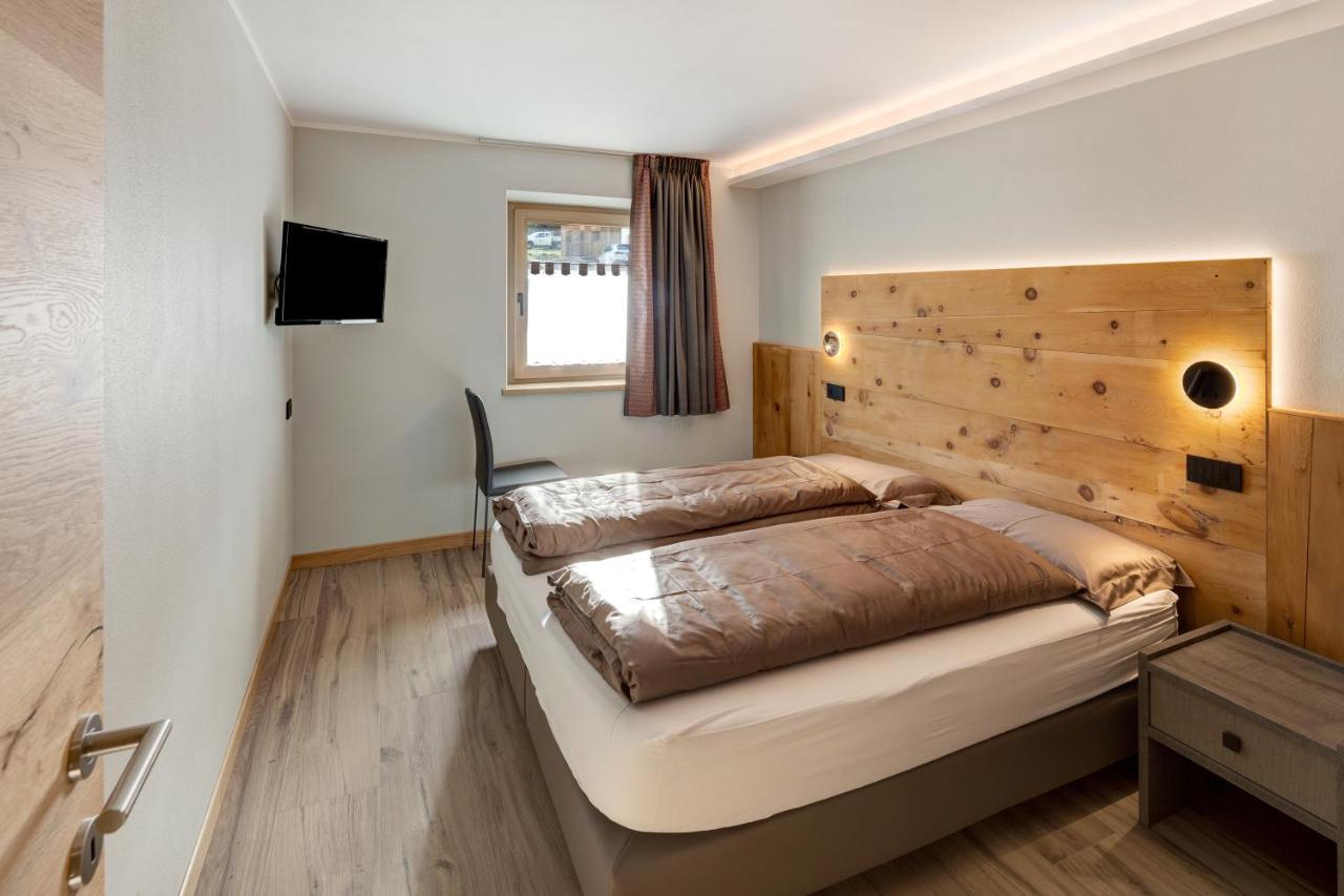 Snow Mountain Planet Suite House Livigno Bagian luar foto