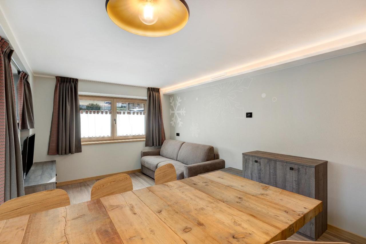 Snow Mountain Planet Suite House Livigno Bagian luar foto